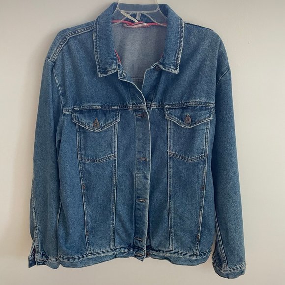 Free People Jackets & Blazers - FREE PEOPLE Oversized Denim Jacket Medium